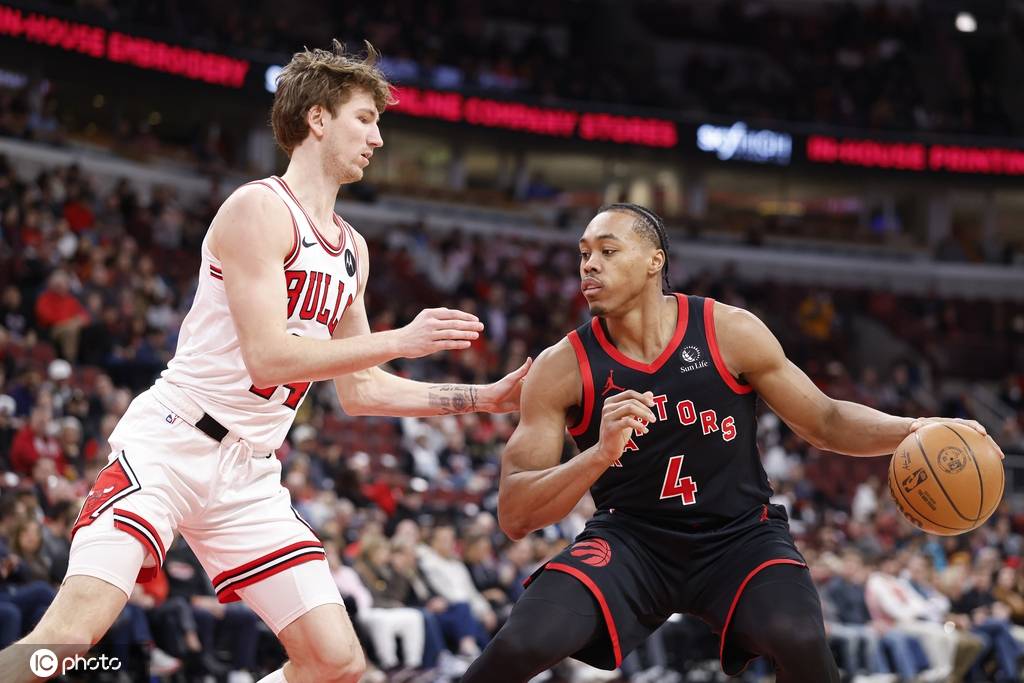 英格拉姆31+8+6西蒙斯20分 猛龙送公牛7连败